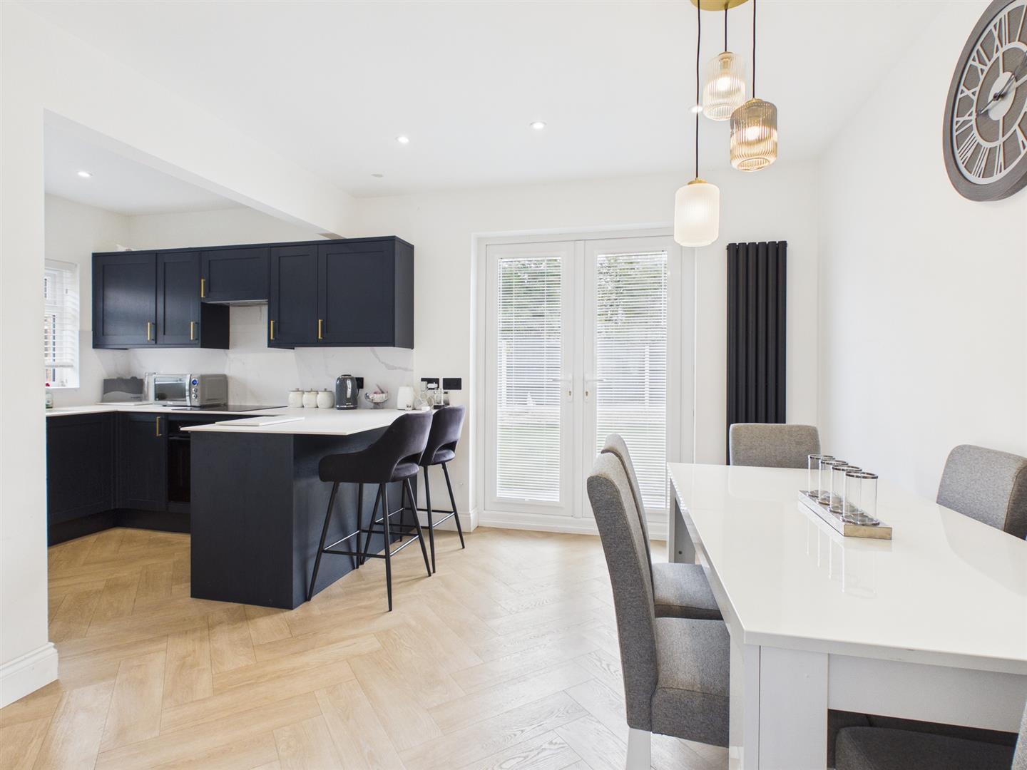 18 Borrowdale Grove, Morecambe LA4 5XJ